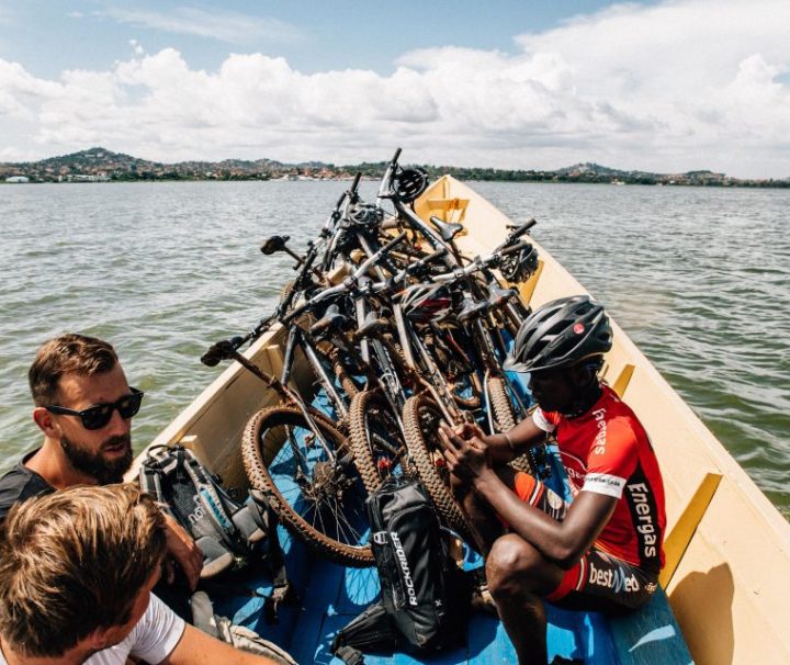 13 Jours Safaris -Vélo-Bateau- Lac victoria